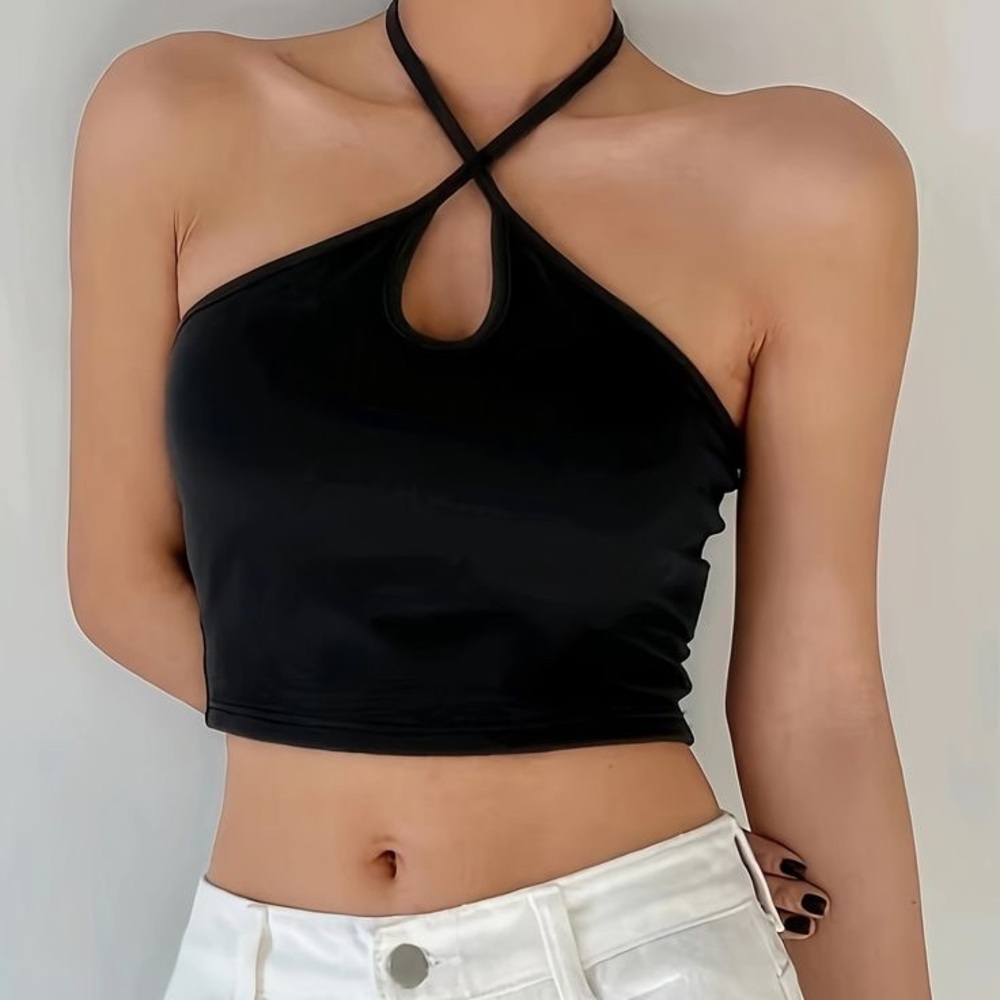 ☀️Black Halter Neck Crop Top☀️